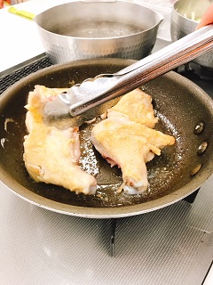 ⑧