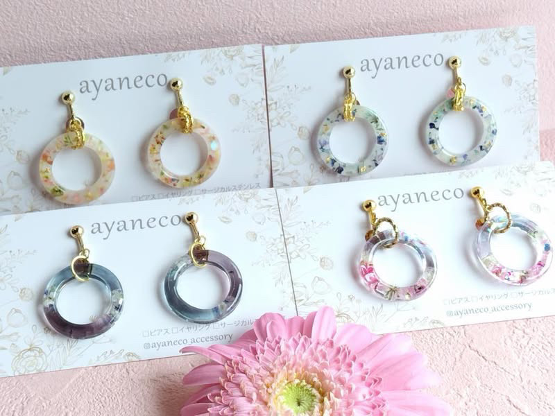 ⑬本物のお花を使ってレジンアクセサリーを作ろう♪ イメージ