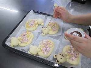 ふわふわ！かわいい♡焼き立てパンを召し上がれ♪ イメージ