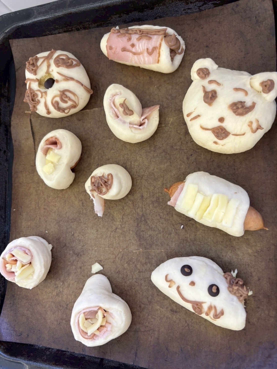 ⑨【親子】すきなかたちで、かわいいパンづくり☺※参加されるお子様の名前（漢字・フリガナ・年齢・性別）の入力をお願い致します※大人1名につきお子様１名のみ参加可能です イメージ