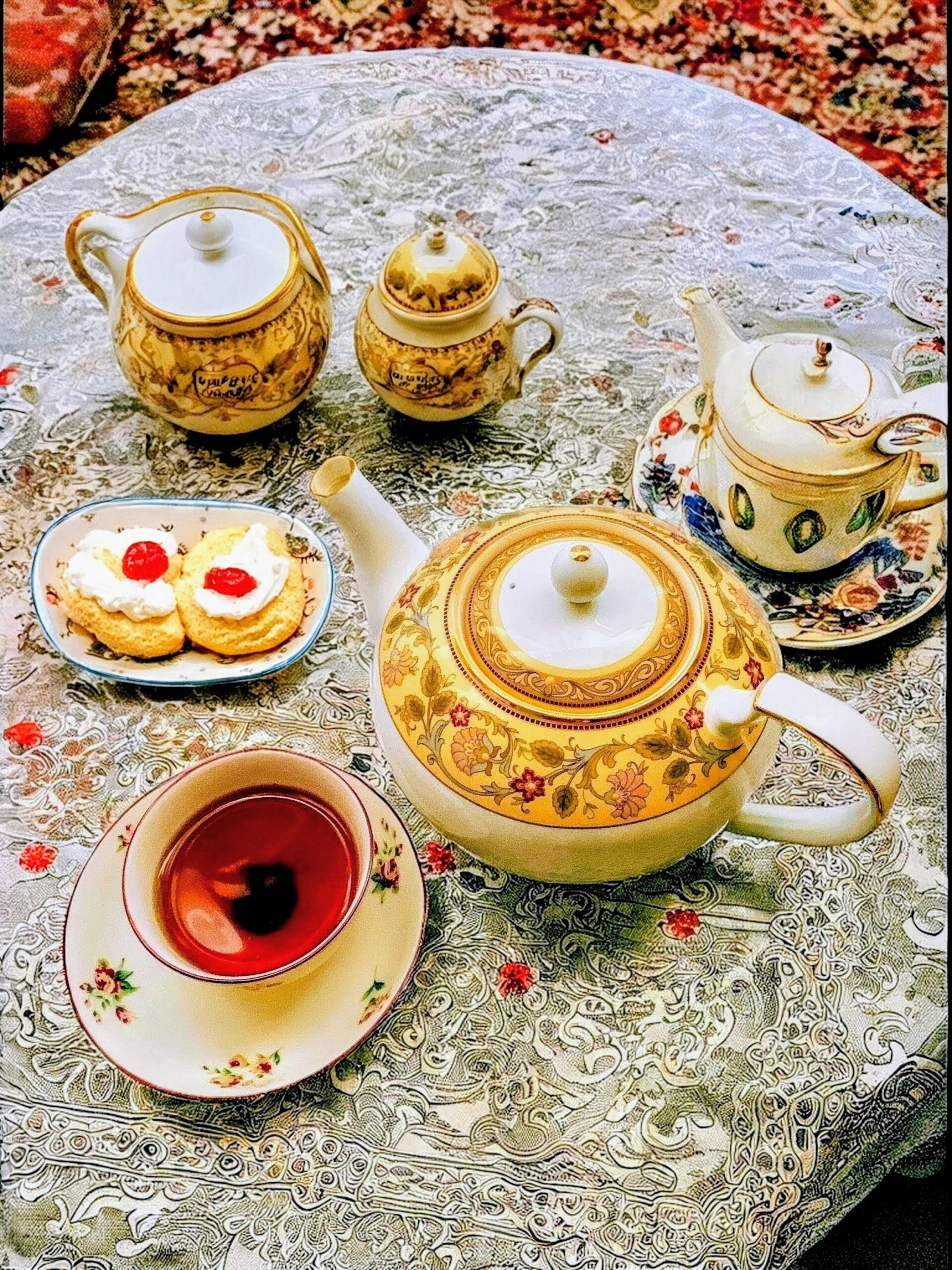 ⑪〈1月〉お茶で本格中国茶♪東方美人「密の香り」蓋碗で淹れる癒しのひととき(中国茶講座) 〈2月〉日本茶の最高峰 玉露で「旨み」を極める!(日本茶講座) 〈3月〉魅惑のティータイム~優雅なのに手軽!~クリームティー入門(紅茶講座) イメージ