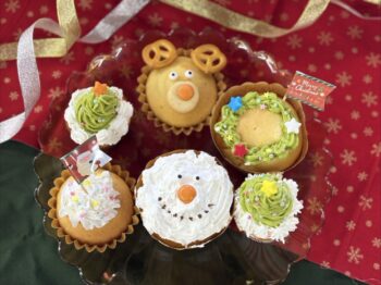 ⑨【親子】簡単可愛いクリスマススイーツ🧁※お子様の情報は備考欄に入力してください。(親子2人1組) イメージ